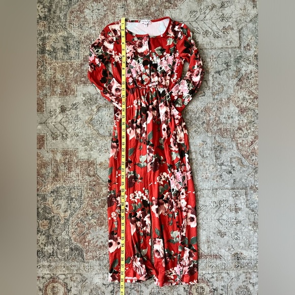 Chenault Red Floral Romper - Picture 5 of 7